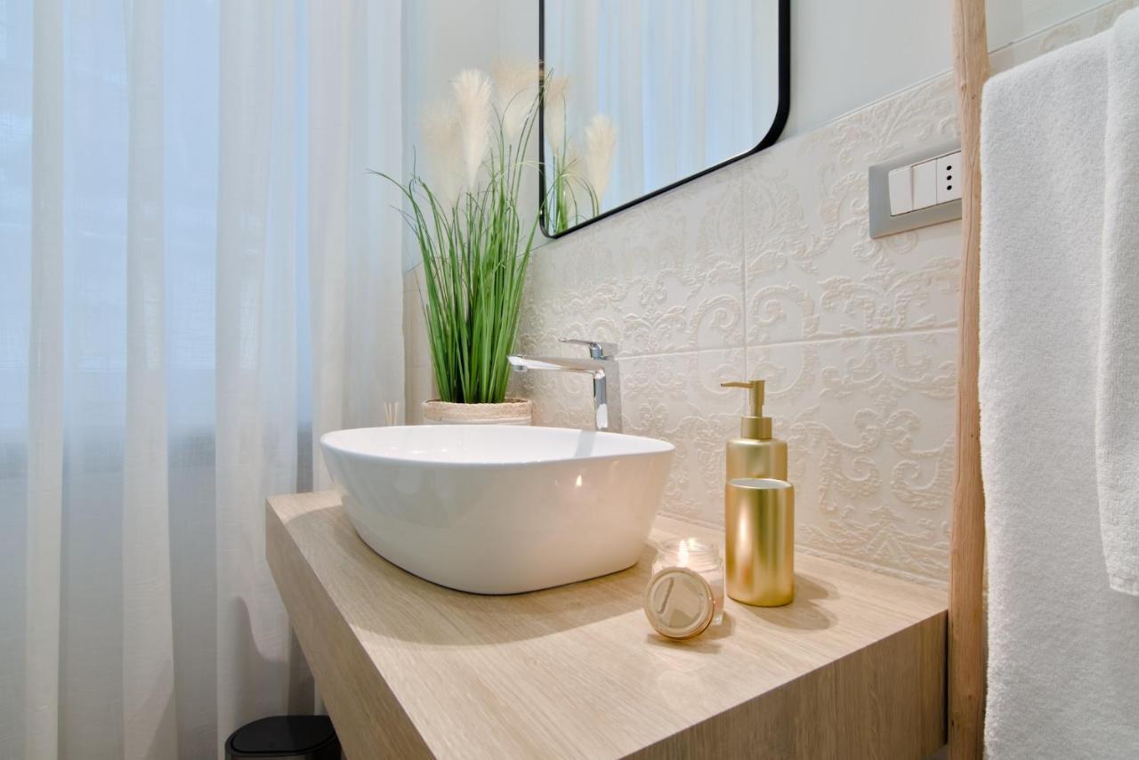 Appartement Residenza Bacco - Porta Nuova à Vérone Extérieur photo